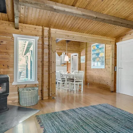 Pet Friendly In With Wifi Hojby